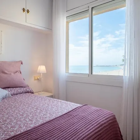 Apartmán At101 Primera Linea, Vista Playa, Airco Torredembarra